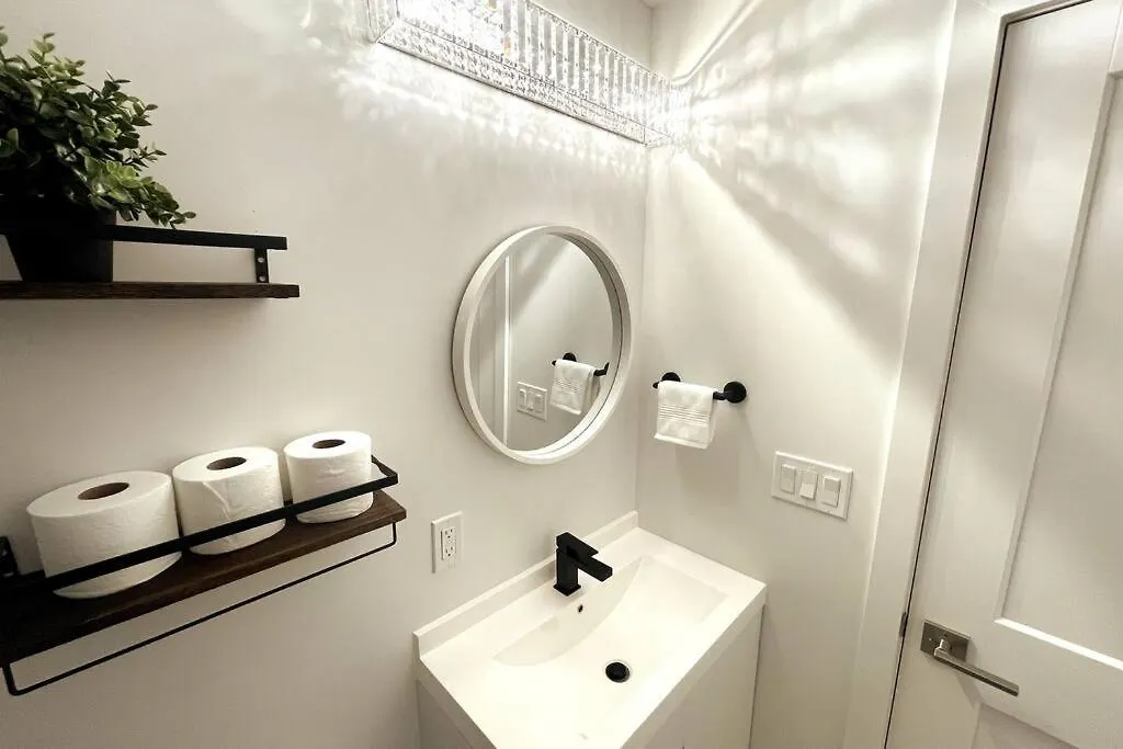 Apartment Exquisite, Bright & Modern Condo. Niagara Falls